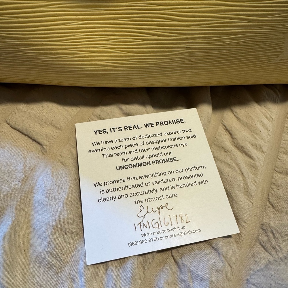 LOUIS VUITTON CLASSIC SPEEDY 25 EPI LEATHER HANDBAG - Picture 15 of 16